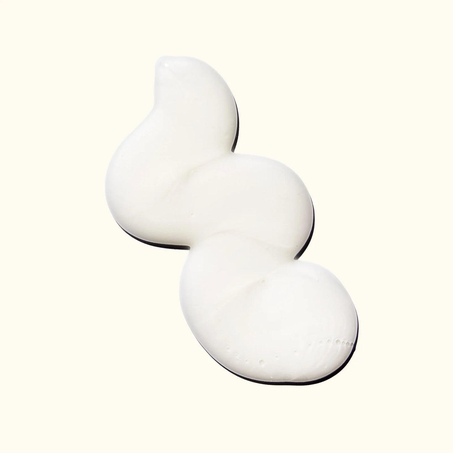 Amika Normcore Signature Shampoo smear