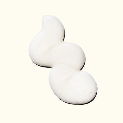 Amika Normcore Signature Shampoo smear