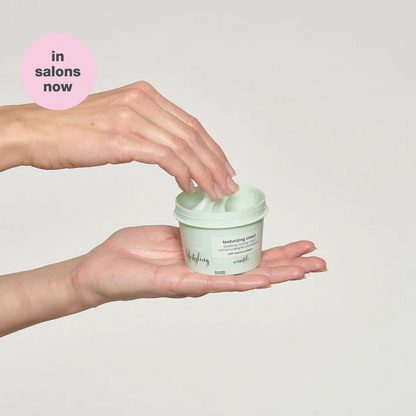 Milk_Shake Lifestyling Texturizing Cream texture